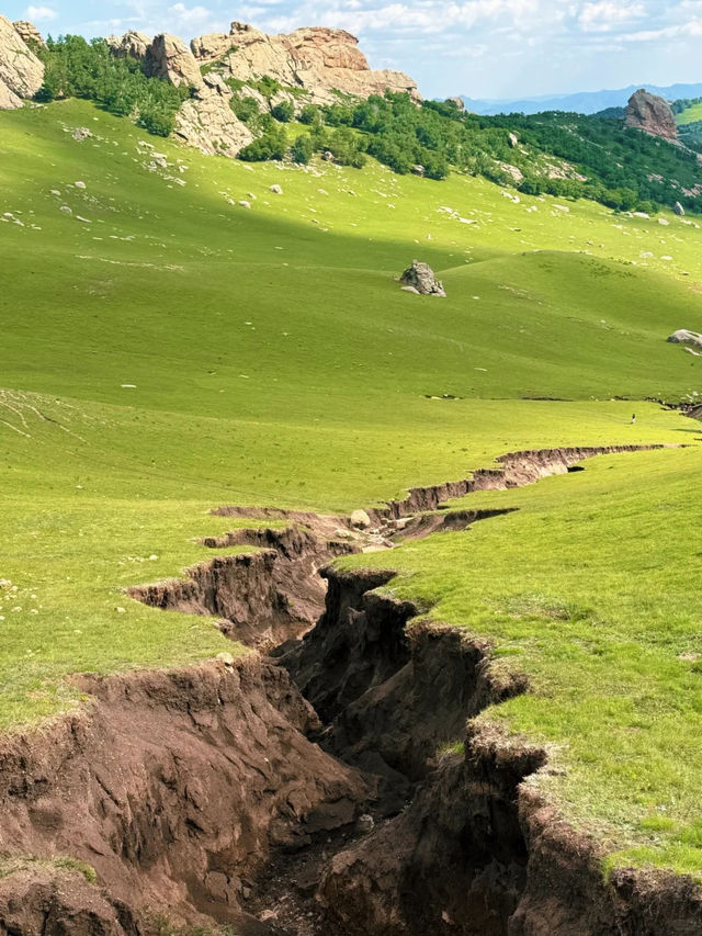 內蒙古大青山徒步｜被稱為「中國多洛米蒂」真係冇誇張⛰️