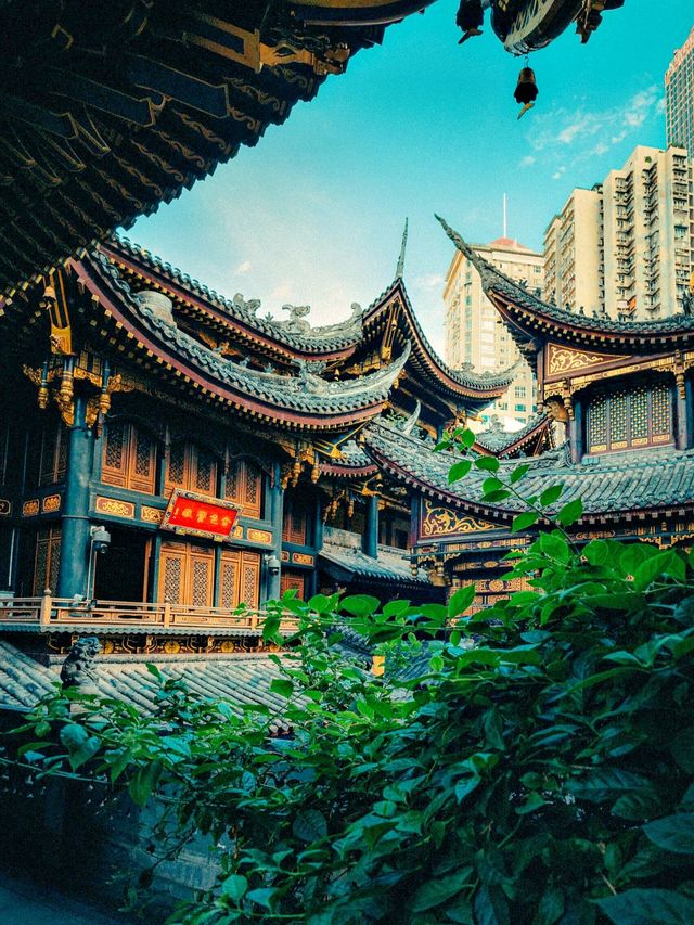 700年風雨洗禮後的古建與現代藝術的融合 700年風雨洗禮後的古建與現代藝術的融合
