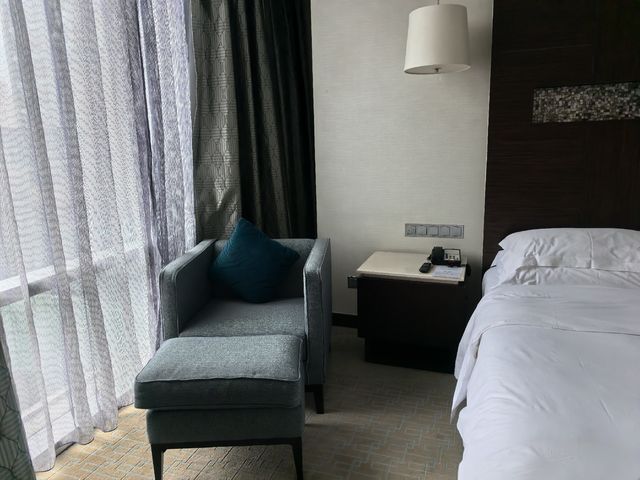 青島浪漫:洲際躺平+奧帆日出+爬山 青島浪漫:洲際躺平+奧帆日出+爬山