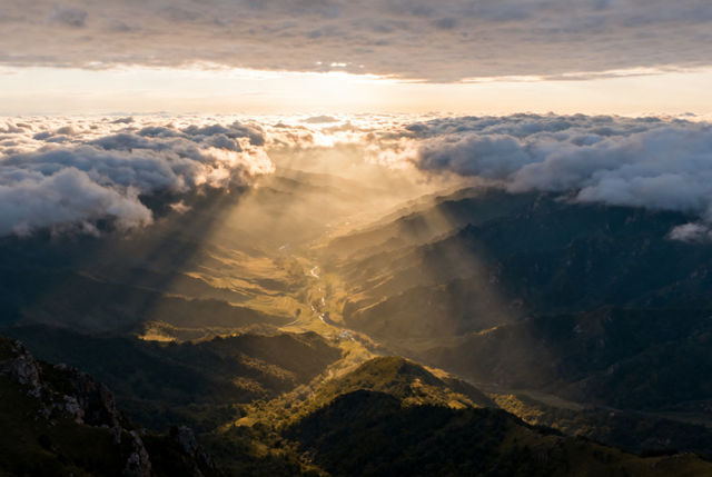 三天漫逛大姚：白塔映彝風，百草嶺藏野趣與核桃香