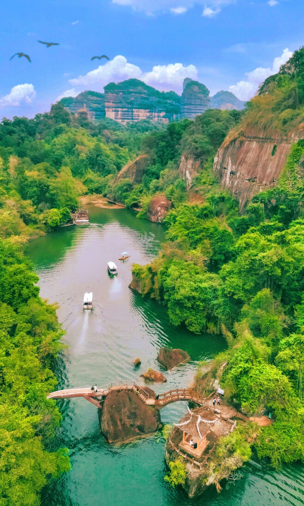 1.5 hours from Guangzhou, the seriously underrated "World Natural Heritage"