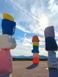 拉斯維加斯｜Seven Magic Mountains很出片