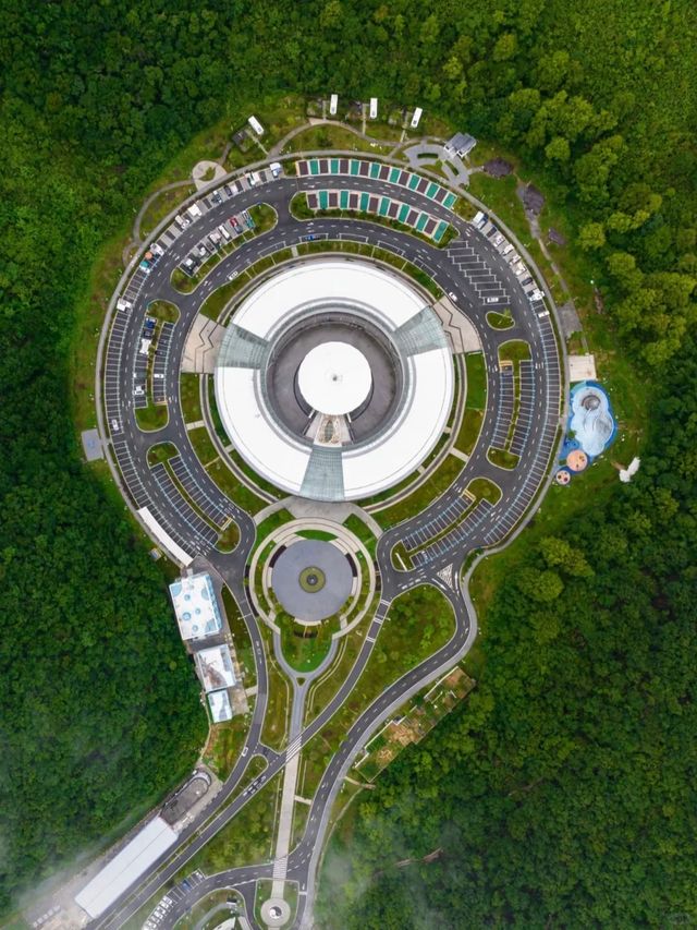 拒絕人擠人！平塘，天眼與山水之約