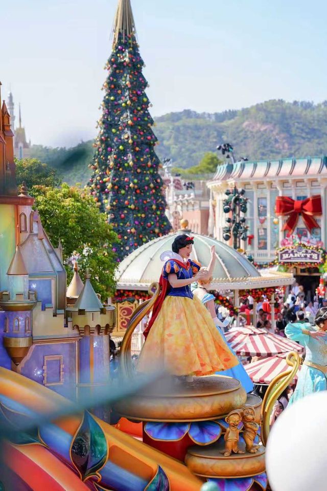 香港迪士尼聖誕季來啦!成年人的童話世界太夢幻了 香港迪士尼聖誕季來啦!成年人的童話世界太夢幻了