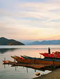 我在瀘沽湖收集了一整個日落劇場的浪漫