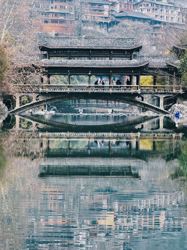 西江千戶苗寨簡直就是現實版本千與千尋的世界 西江千戶苗寨簡直就是現實版本千與千尋的世界