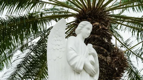 Nha Trang | The Notre Dame of Vietnam - The Stone Church — traveler post in Paris