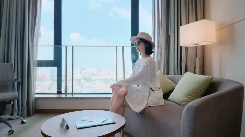 Road Trip to Shunde | Staying at this hotel is the true definition of "on the road" relaxation  It’s just a quick drive from Guangzhou to Shunde—no rush, no stress, just the free — traveler post in Foshan