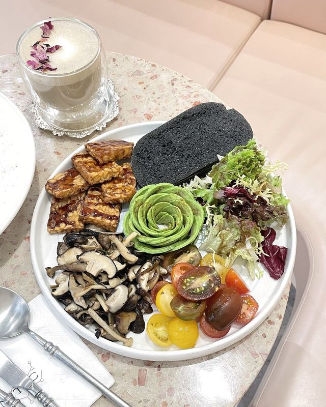 香港素食探店 | 中環 Infiniti C