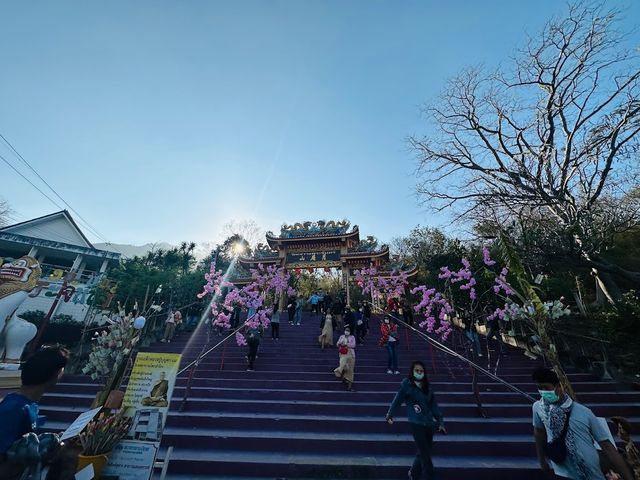 🙏วัดเขาวงพระจันทร์ ลพบุรี  