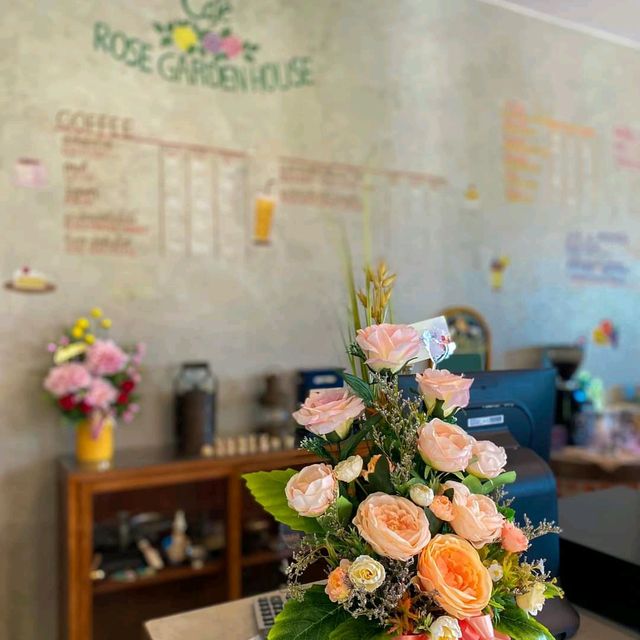 Rose Garden House Cafe 