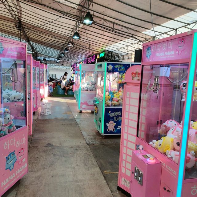 Trendiest Pasar Malam I've ever seen!