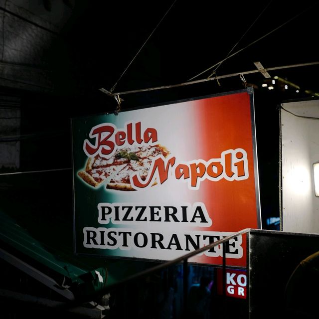 필리핀 사방비치의 인기있는 피자맛집 bella napoli