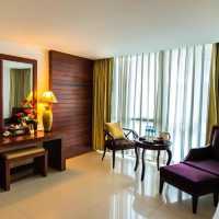 Sabaidee at Lao hotel 