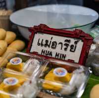 ตลาดโต้รุ่งหัวหิน จุดเช้คอิน กินเพลิน เดินเล่น