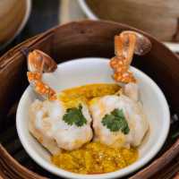 บุฟเฟ่ต์ติ่มซำไม่อั้นในห้องอาหารจีน China Table