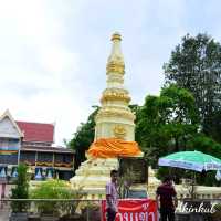สักการะขอพรหลวงพ่อพระใส