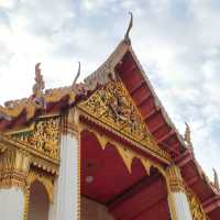 วัดปทุมคงคาราชวรวิหาร สัมพันธวงศ์