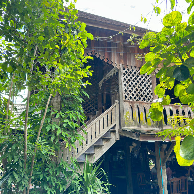 📍“เฮือนใจ๋ยอง” ร้านอาหารเหนือที่ควรมาลอง