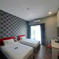 CENANG PLAZA HOTEL : BY THE BEACH HOTEL