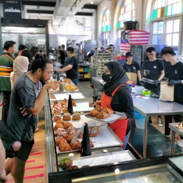 An artisanal bakery in KL City Centre 🍩☕🥧🥐