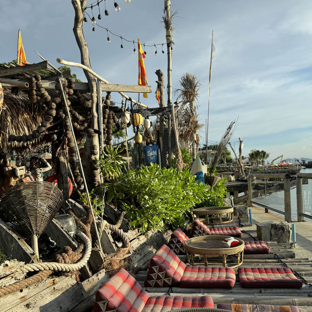 Laguna Cafe บางแสน 🏝️⛱️