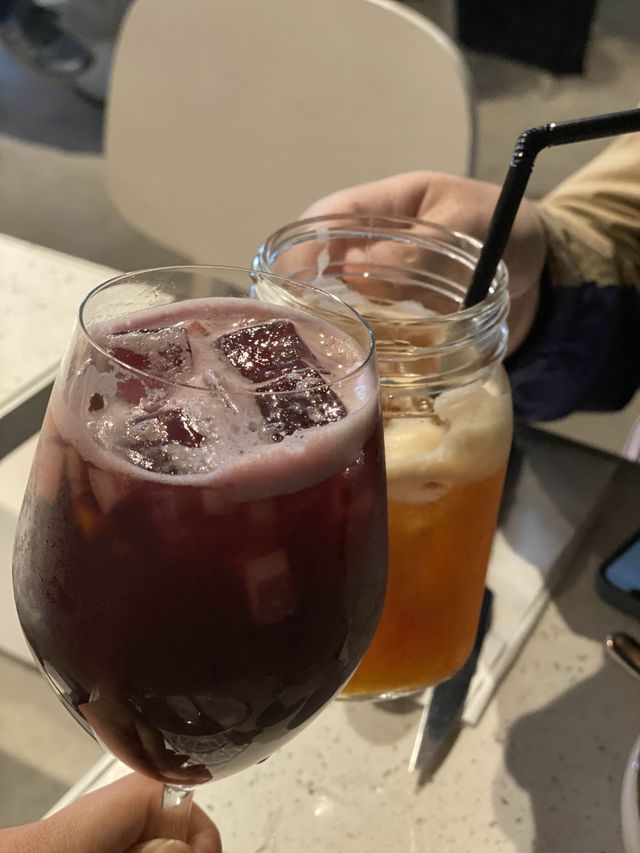 好chill室內外西餐介紹😎 最喜歡飲返杯酒🍷