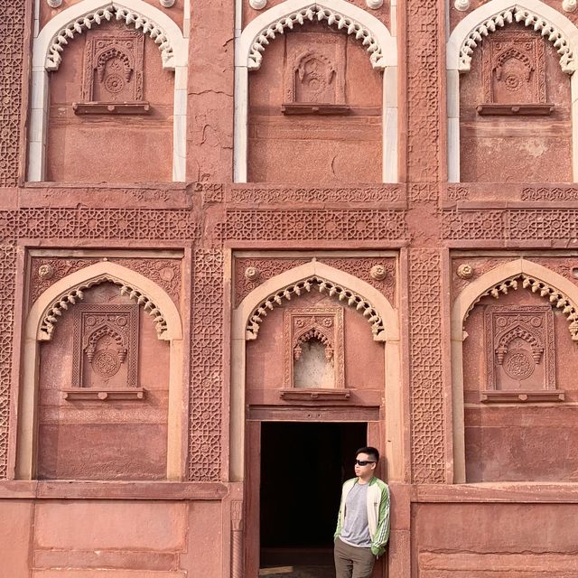 Agra Fort, best for leisure strolls!