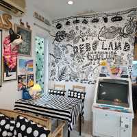 ร้านก๋วยเตี๋ยวสุดชิคแห่งหัวหิน Debo Cafe Number 2