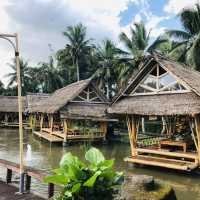 在烏布水上發呆亭裡享受印尼美食：Bale Udang Mang Engking Ubud