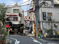 東京・新宿区。『車力門通り』を歩く。