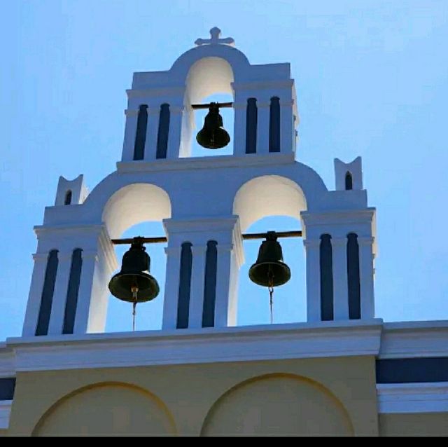 THREE BELLS OF FIRA: ICONIC LANDMARK!