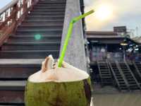 นั่งเรือชมหิ่งห้อย ที่ตลาดน้ำอัมพวา