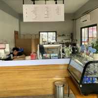Kram Cafe คาเฟ่ริมน้ำบรรยากาศดีในเมืองสุราษฎร์ธานี