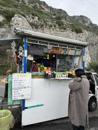 ソレントを一望しながら食べるイタリアレモンシャーベット！