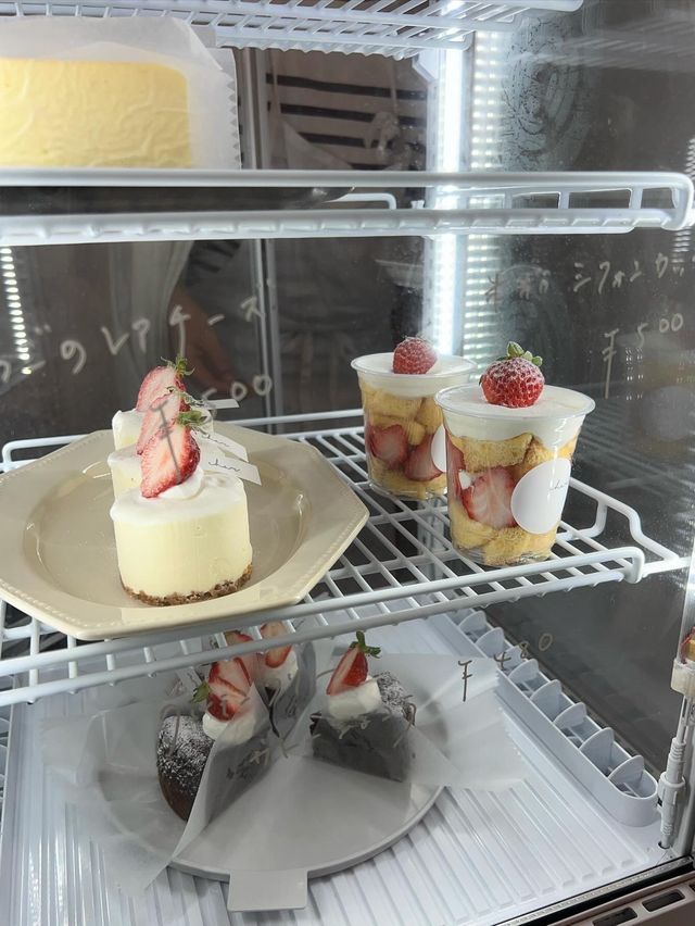 【福岡カフェ】糸島で大人気のスイーツが絶品のちいさなカフェ