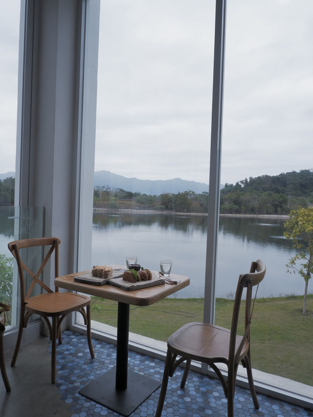 大埔拍拖好去處，湖景cafe 好浪漫