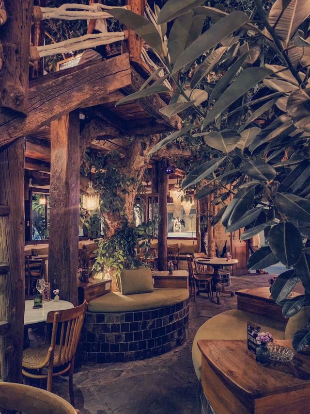 Wood Cafe Bali