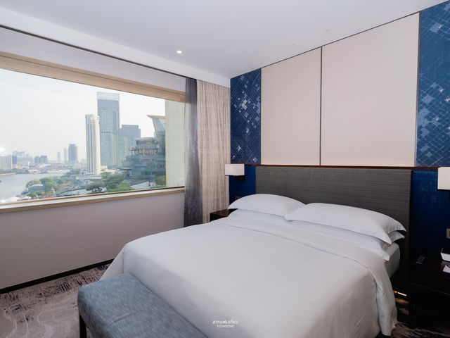 Staycation กับโรงแรมสุดหรู ริมแม่น้ำ 