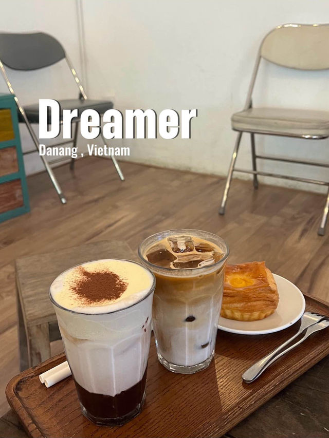 คาเฟ่เวียดนามร้าน Dreamer | Danang , Vietnam