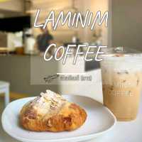 Laminim Coffee คาเฟ่มินิมอล @เวียงจันทร์