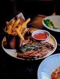 【The Grill Room】$98半自助buffet，包括沙律，甜品等