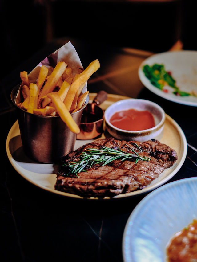 【The Grill Room】$98半自助buffet，包括沙律，甜品等