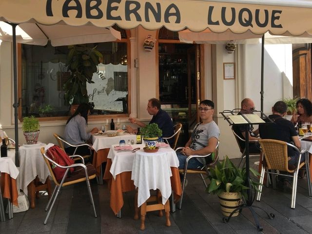 西班牙安達魯西亞的地中海風味料理：Taberna Lugue