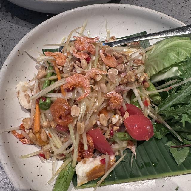 T21泰式美食必吃!KUB KAO KUB PLA 吃飯吃魚 