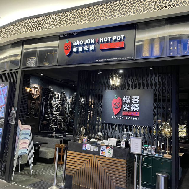 Food options at mid valley shopping centre