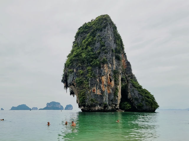 Phra nang Cave Beach 