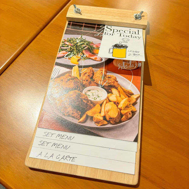 Sandy’s ร้านไก่ทอดเปิดใหม่สาทร