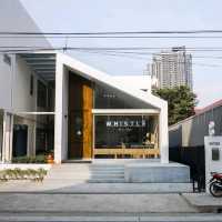 WHISTLE HOME CAFÉ