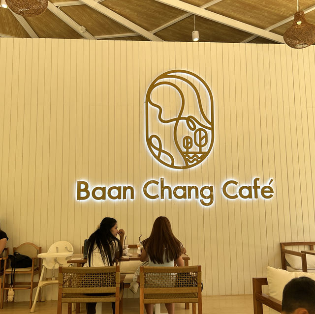Baan Chang Cafe’ at Krabi🐘☕️🌿🌴🌴